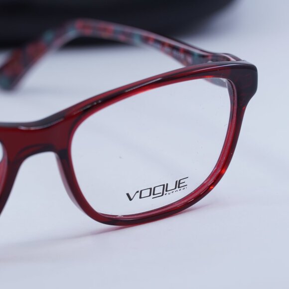 Vogue VO2908 2257 Square Eyeglasses Transparent Bordeaux 51mm - Picture 4 of 9
